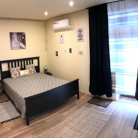 Black & White Apartments • Black เอ็กเกอร์ ภายนอก รูปภาพ